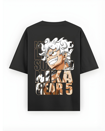 Nika Oversized  T-Shirt